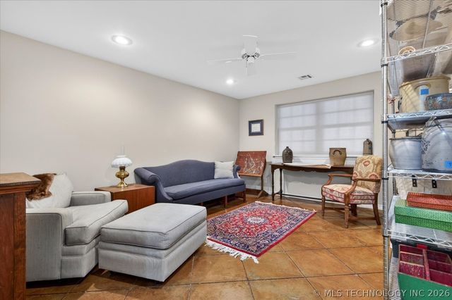 3987 Silver Lake Road, Bartlesville, OK 74006