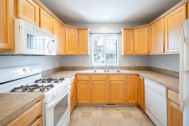 7500 Crooked Creek Drive Sw, Byron Twp, MI 49315