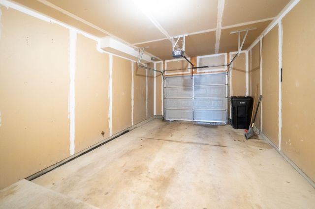 7500 Crooked Creek Drive Sw, Byron Twp, MI 49315