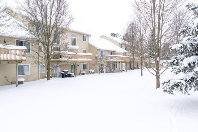 7500 Crooked Creek Drive Sw, Byron Twp, MI 49315