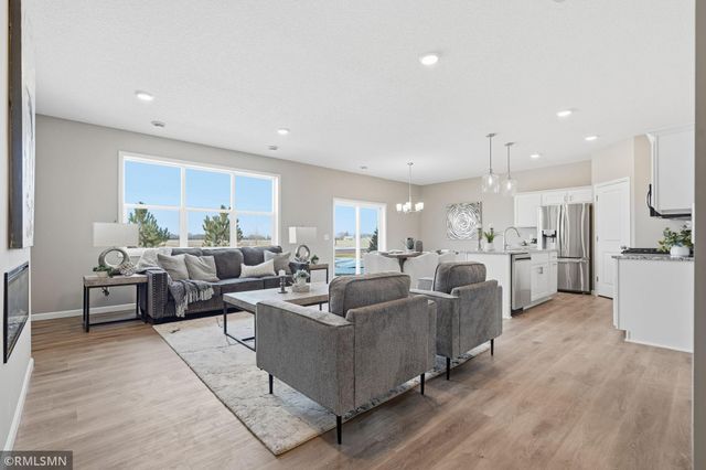 672 47th Avenue NE, Saint Cloud, MN 56304