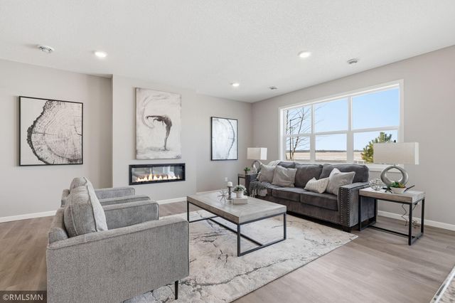 672 47th Avenue NE, Saint Cloud, MN 56304