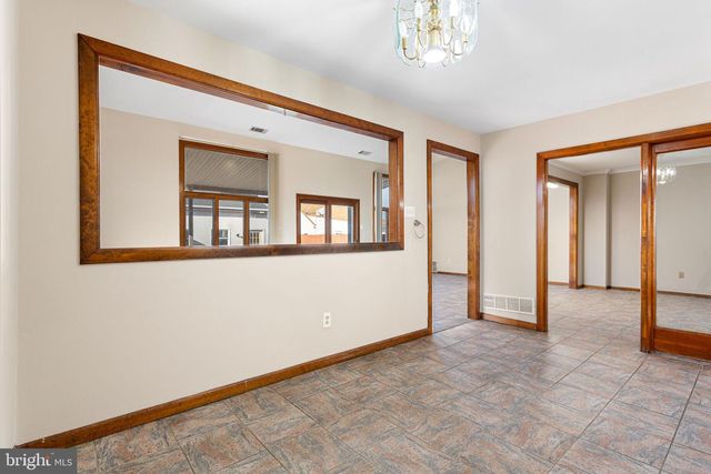 2623 KNIGHTS RD, Bensalem, PA 19020