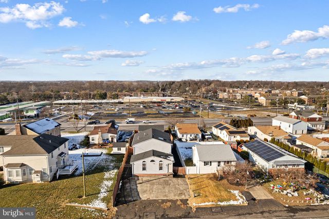 2623 KNIGHTS RD, Bensalem, PA 19020