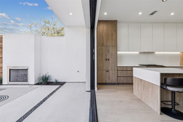 5635 Matalee Avenue, Dallas, TX 75206