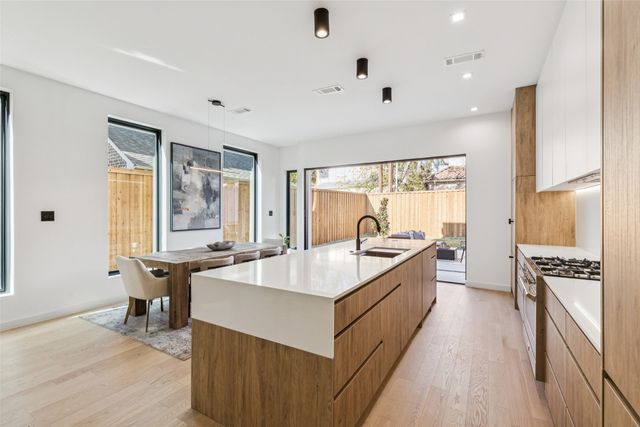 5635 Matalee Avenue, Dallas, TX 75206