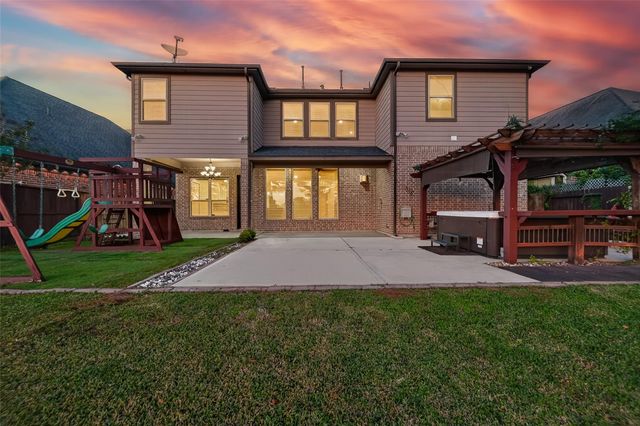 18751 Fairmont Springs Court, Cypress, TX 77429