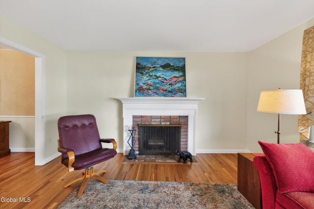 1222 Hempstead Road, Niskayuna, NY 12309