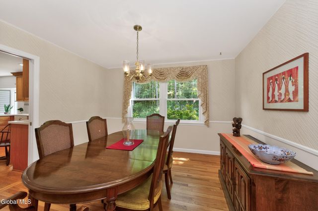1222 Hempstead Road, Niskayuna, NY 12309