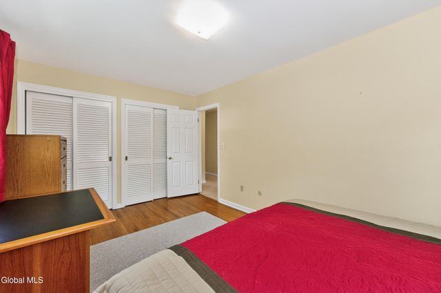 1222 Hempstead Road, Niskayuna, NY 12309