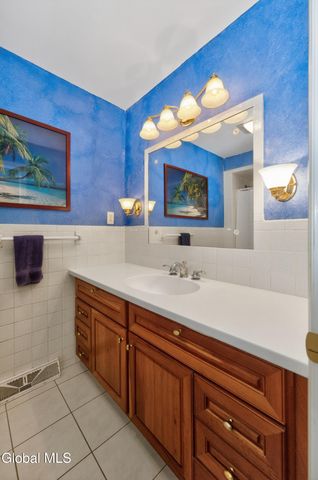 1222 Hempstead Road, Niskayuna, NY 12309