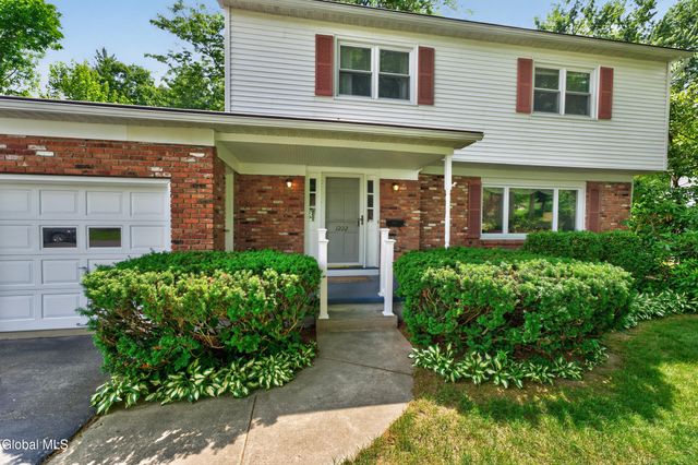 1222 Hempstead Road, Niskayuna, NY 12309