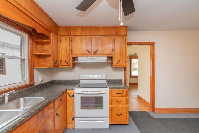 211 Pine Street NW, New Ellenton, SC 29809
