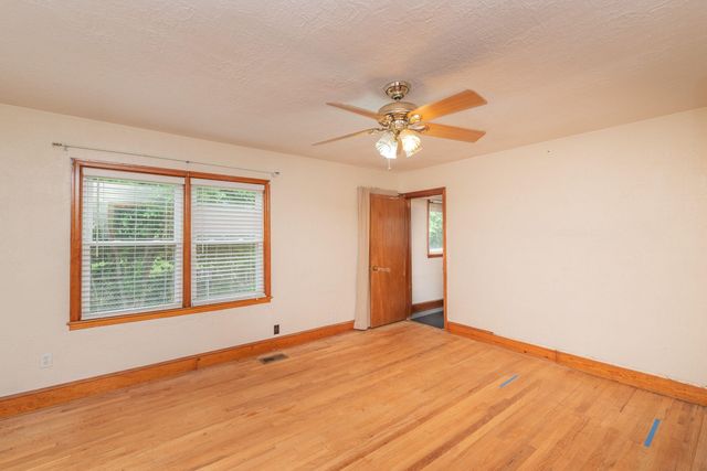 211 Pine Street NW, New Ellenton, SC 29809