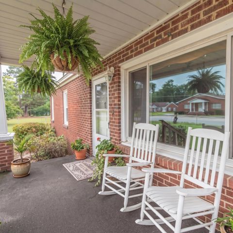 211 Pine Street NW, New Ellenton, SC 29809