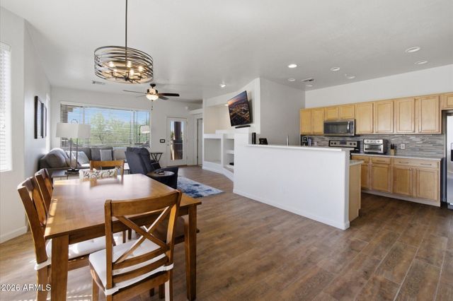 11500 E COCHISE Drive 2101, Scottsdale, AZ 85259