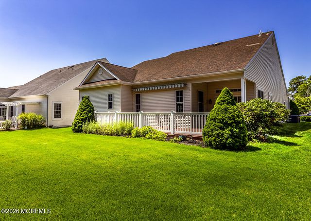 16 Deal Lane, Waretown, NJ 08758