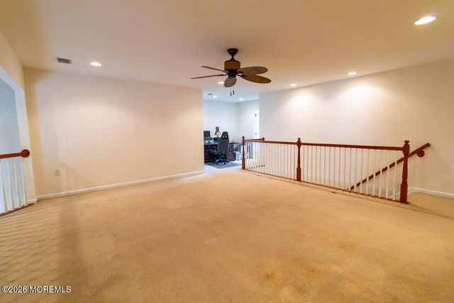 16 Deal Lane, Waretown, NJ 08758
