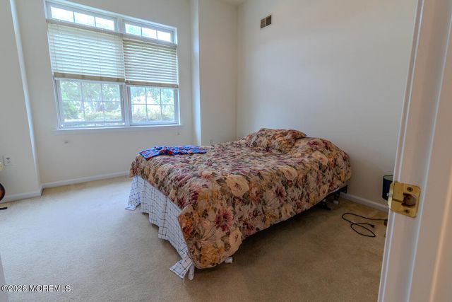 16 Deal Lane, Waretown, NJ 08758