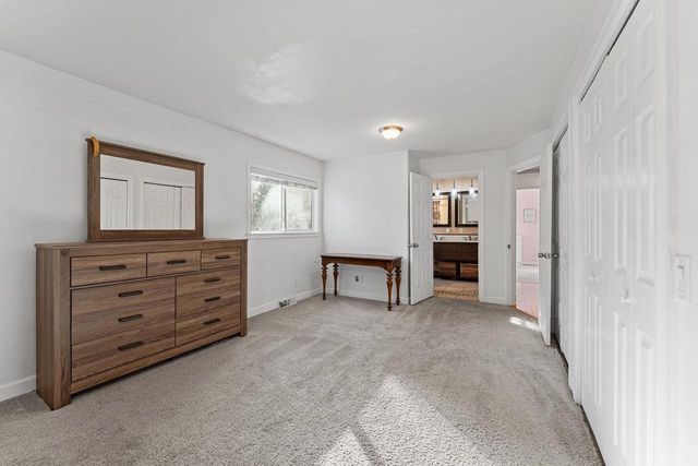 144 Meadowview Drive, Baraboo, WI 53913