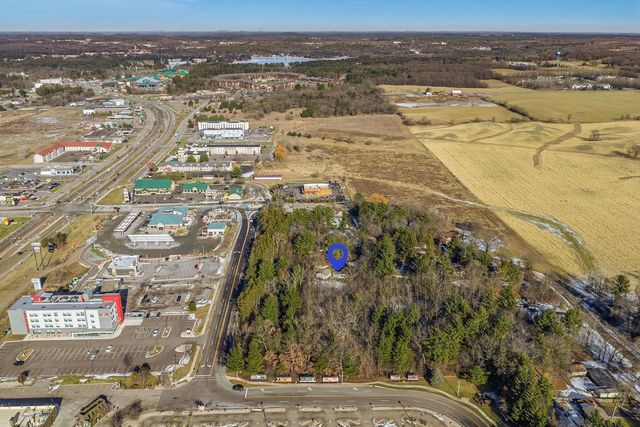 144 Meadowview Drive, Baraboo, WI 53913