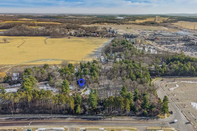 144 Meadowview Drive, Baraboo, WI 53913