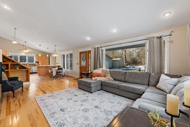 144 Meadowview Drive, Baraboo, WI 53913