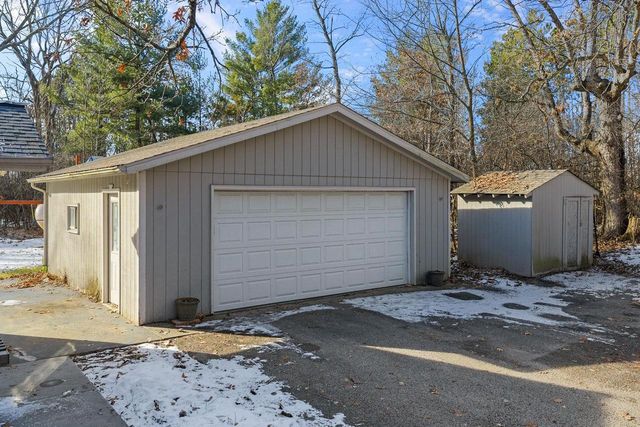 144 Meadowview Drive, Baraboo, WI 53913
