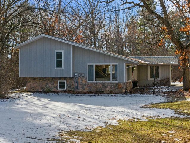 144 Meadowview Drive, Baraboo, WI 53913