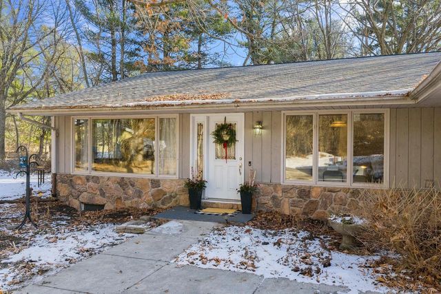 144 Meadowview Drive, Baraboo, WI 53913