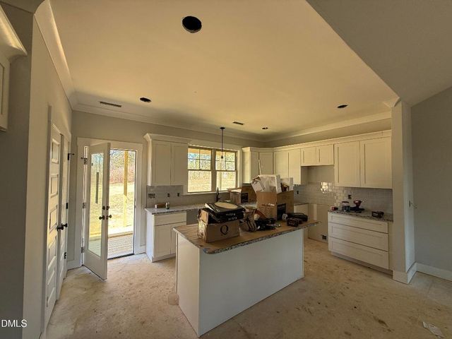 275 Tee Drive, Selma, NC 27576