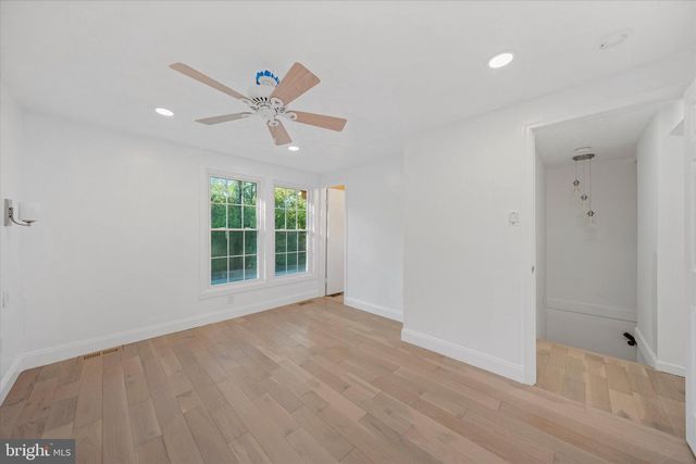7504 BRENISH DR, Gaithersburg, MD 20879