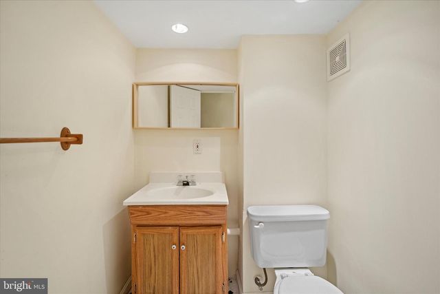 7504 BRENISH DR, Gaithersburg, MD 20879