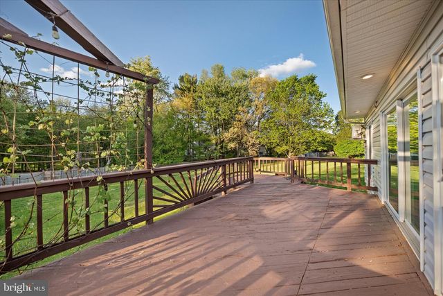 7504 BRENISH DR, Gaithersburg, MD 20879