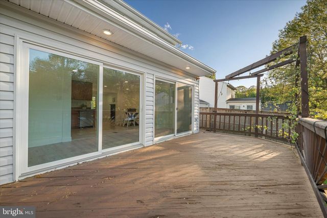 7504 BRENISH DR, Gaithersburg, MD 20879