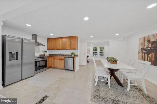 7504 BRENISH DR, Gaithersburg, MD 20879