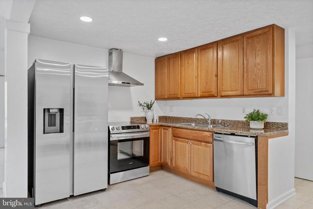 7504 BRENISH DR, Gaithersburg, MD 20879