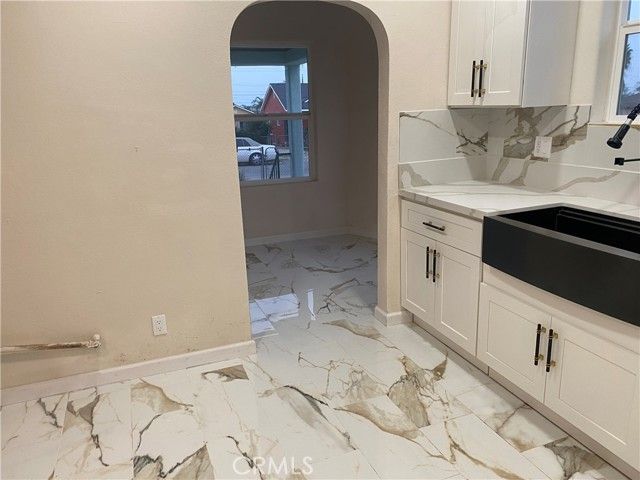 2728 Kentucky, Bakersfield, CA 93306