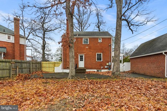 4762 ARLINGTON BLVD, Arlington, VA 22204