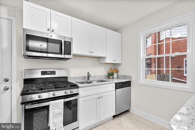 4762 ARLINGTON BLVD, Arlington, VA 22204