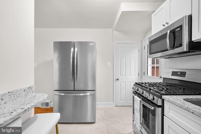 4762 ARLINGTON BLVD, Arlington, VA 22204