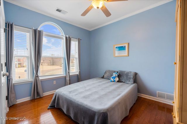 6040 Autumn Point Cove Cove, Olive Branch, MS 38654