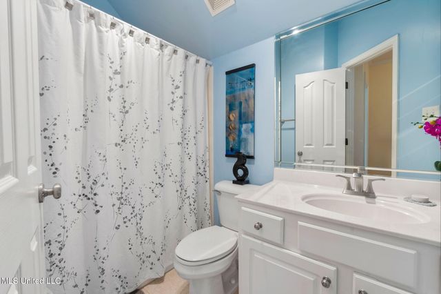 6040 Autumn Point Cove Cove, Olive Branch, MS 38654