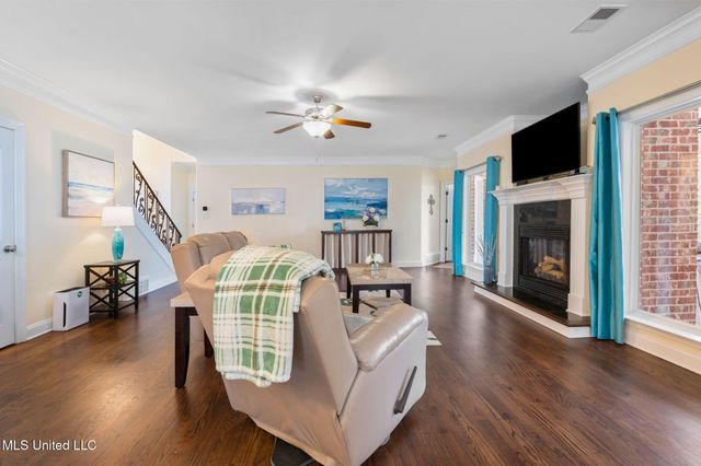 6040 Autumn Point Cove Cove, Olive Branch, MS 38654