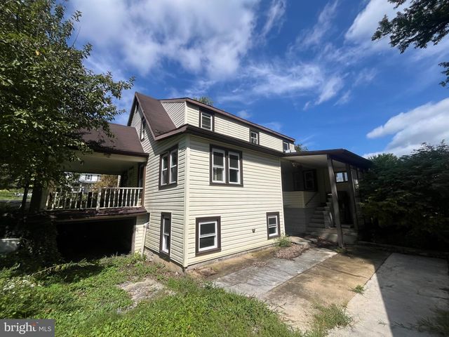 678 KEARNEYSVILLE PIKE, Kearneysville, WV 25430