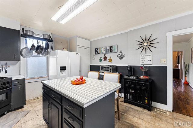 3520 Summit Avenue, Belleville, IL 62226
