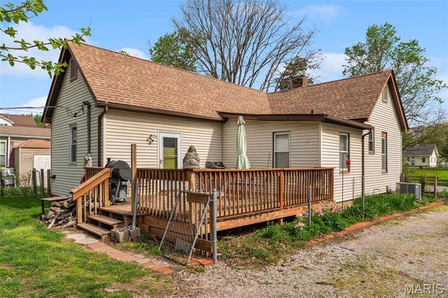 3520 Summit Avenue, Belleville, IL 62226