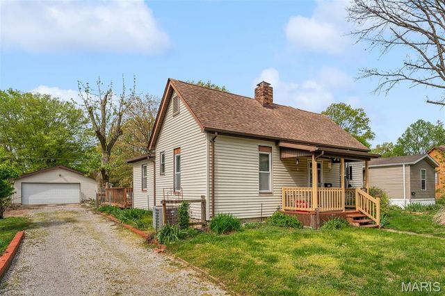 3520 Summit Avenue, Belleville, IL 62226