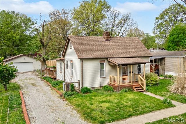 3520 Summit Avenue, Belleville, IL 62226
