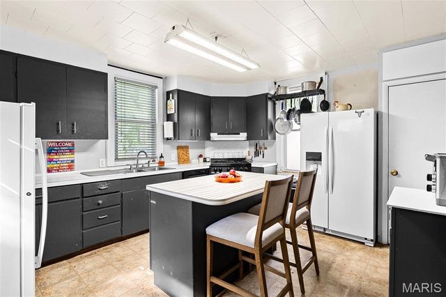 3520 Summit Avenue, Belleville, IL 62226